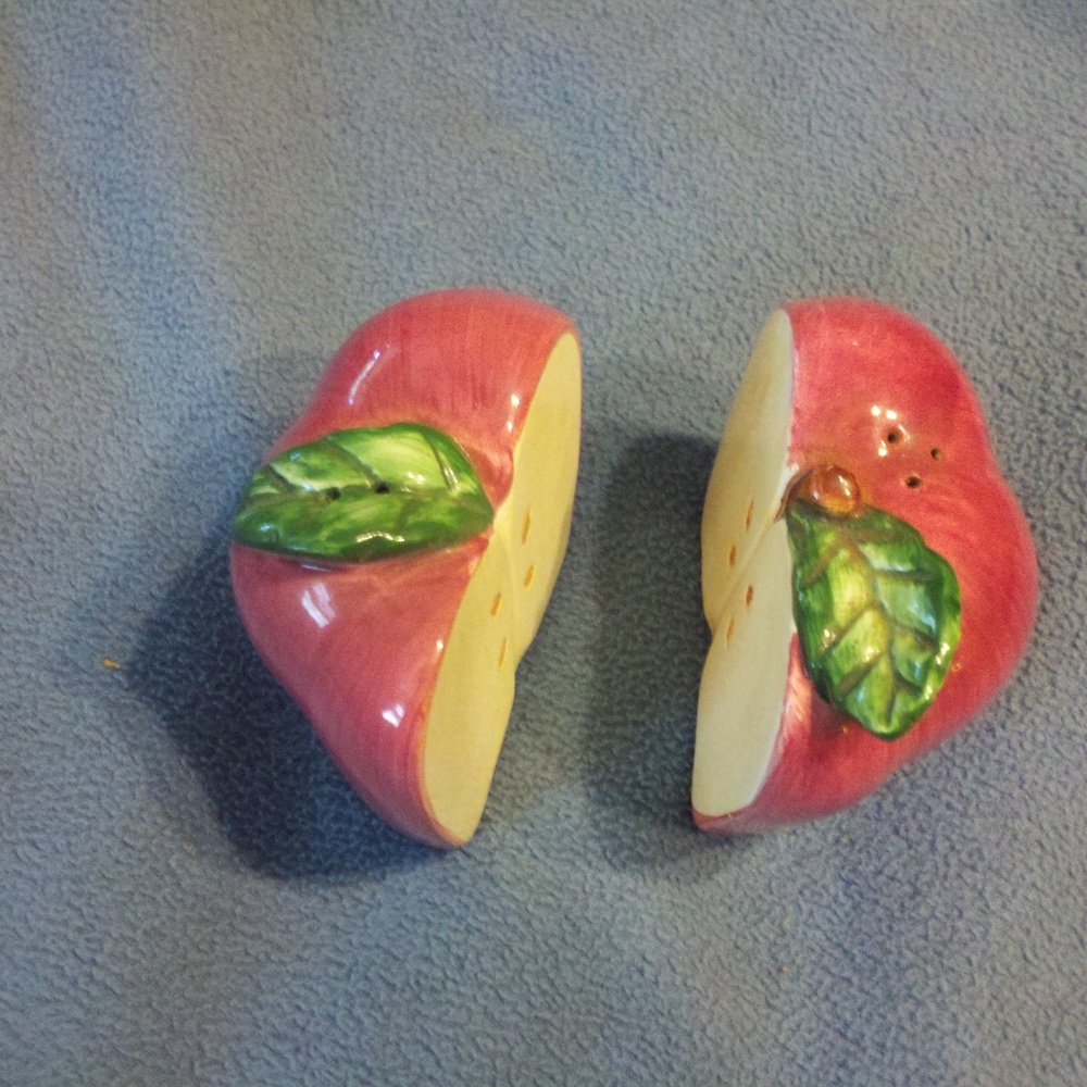 Vintage Apple Halves Salt and Pepper Shakers